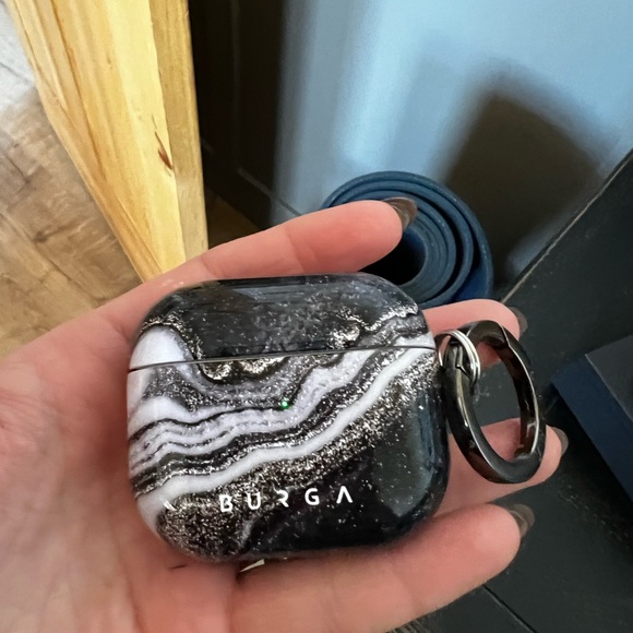 Brand New Airpods 3 case - Picture 2 of 5